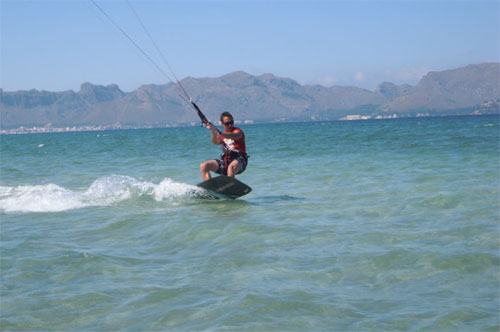 Mallorca kitesurf lessons
